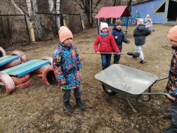 Весенний субботник.