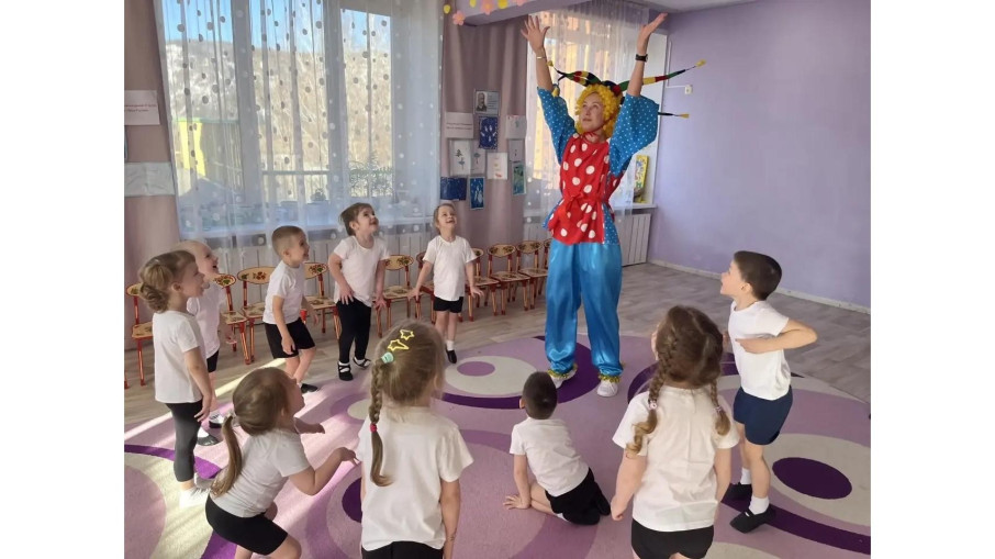 День смеха в нашем детском саду!😁.